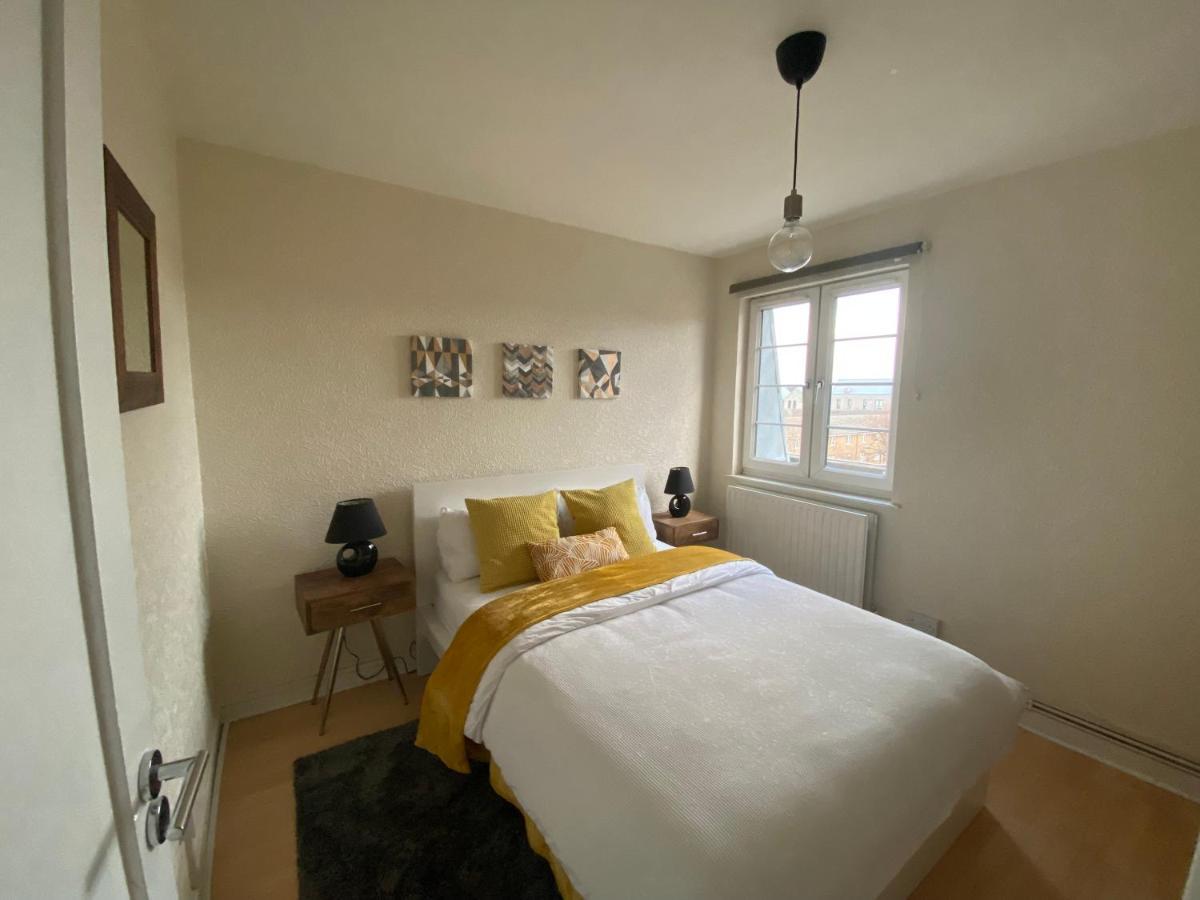 Riberfra Apartment London Eksteriør billede