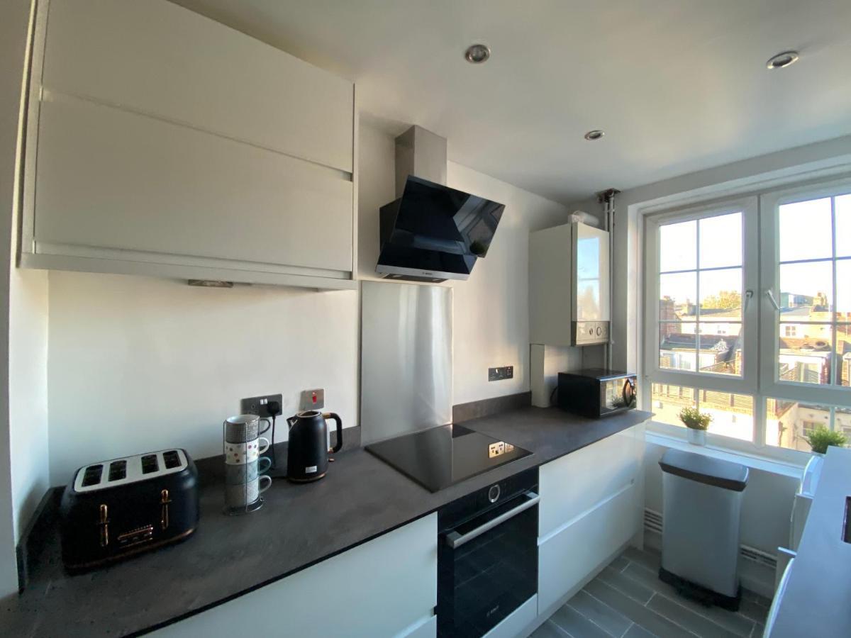 Riberfra Apartment London Eksteriør billede